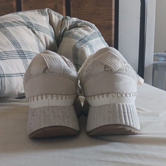 Universal Thread Platform Shoes - Picture 4 of 6